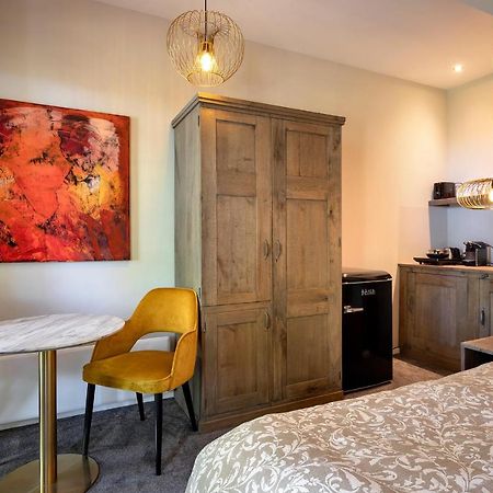 Bed and Breakfast Aubergine Logeren & Dineren Тегелен Экстерьер фото